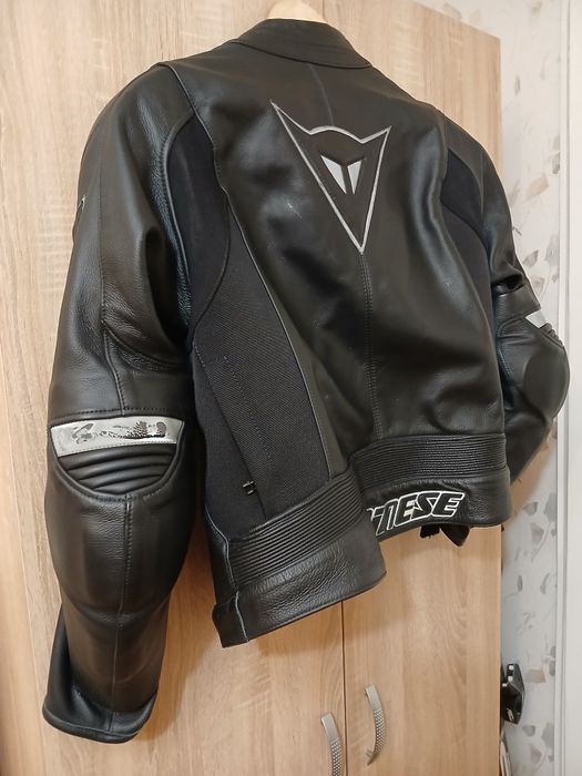 Costum piele Dainese