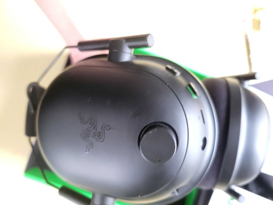 Слушалки Razer BlackShark V2 Pro Wireless 140лв. (без коментар)