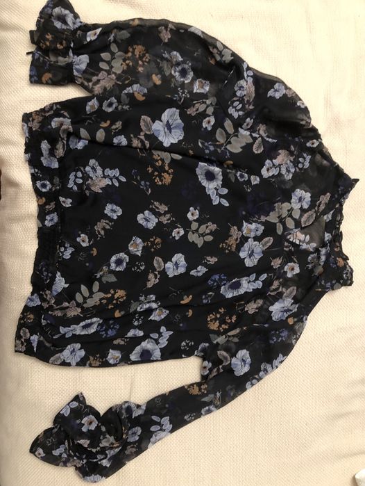 Продам женскую кофточку, состояние отличное, размер 46-48