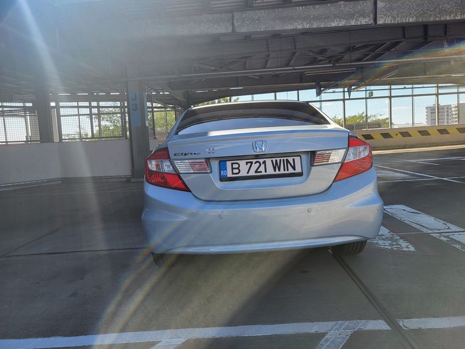 Honda Civic 1.8 i-VTEC benzină + GPL | An fabricație 2016 | 180.000 km