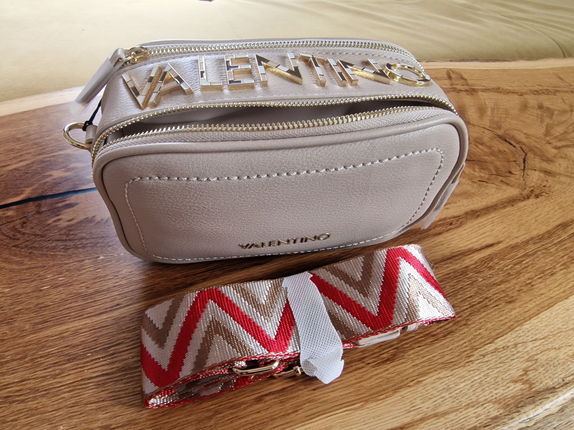 Дамска чанта Valentino