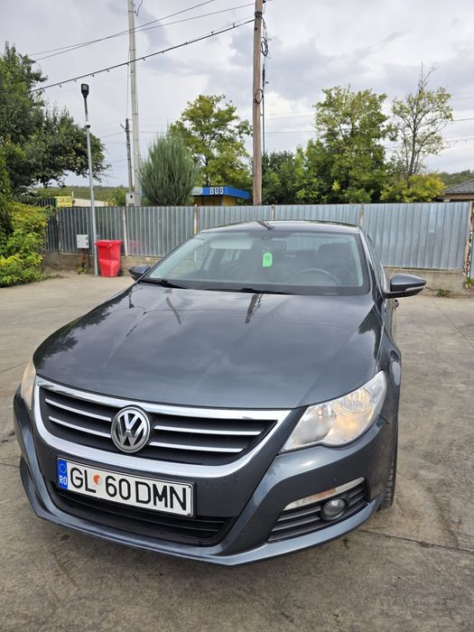 Volkswagen Passat CC 2.0 TDI 140 CP