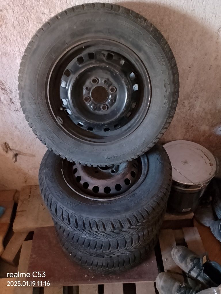 Зимни гуми 13/4*100 с джанти