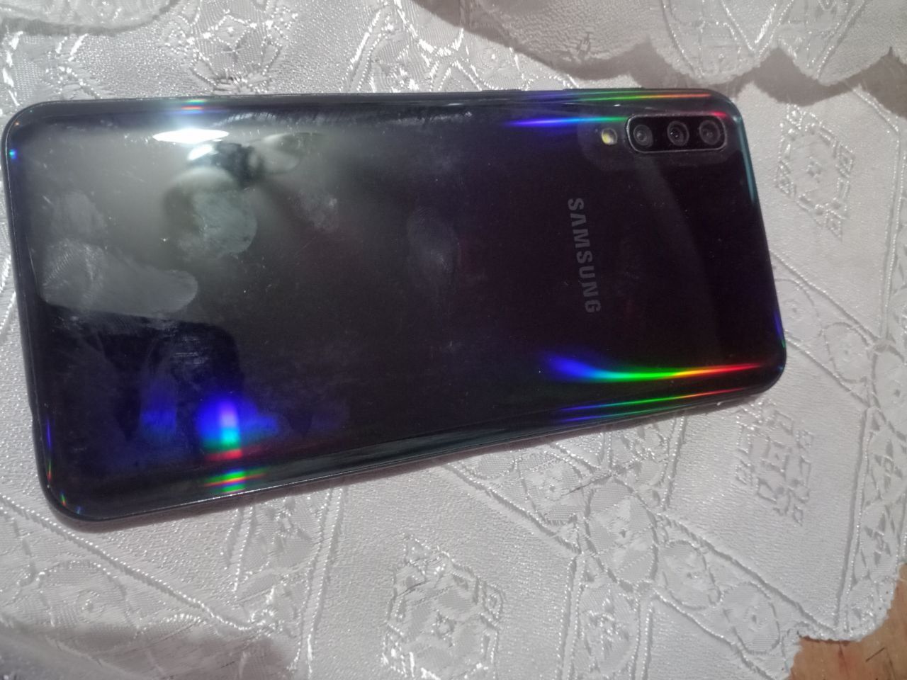 Samsung A 50 64 gb sotiladi