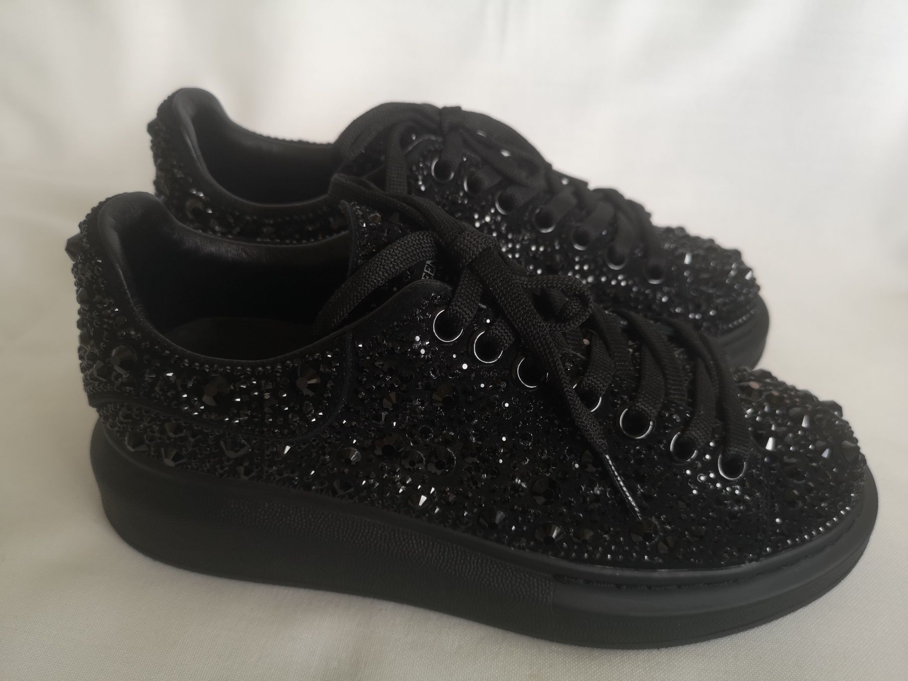 Alexander McQueen, оригинални сникърси, номер 37