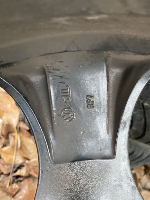 Оригинална джанта за vw golf gti