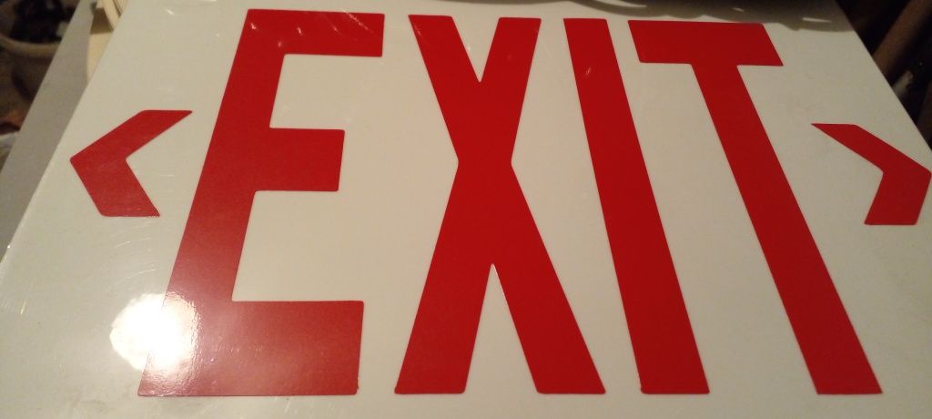 Табличка выход exit