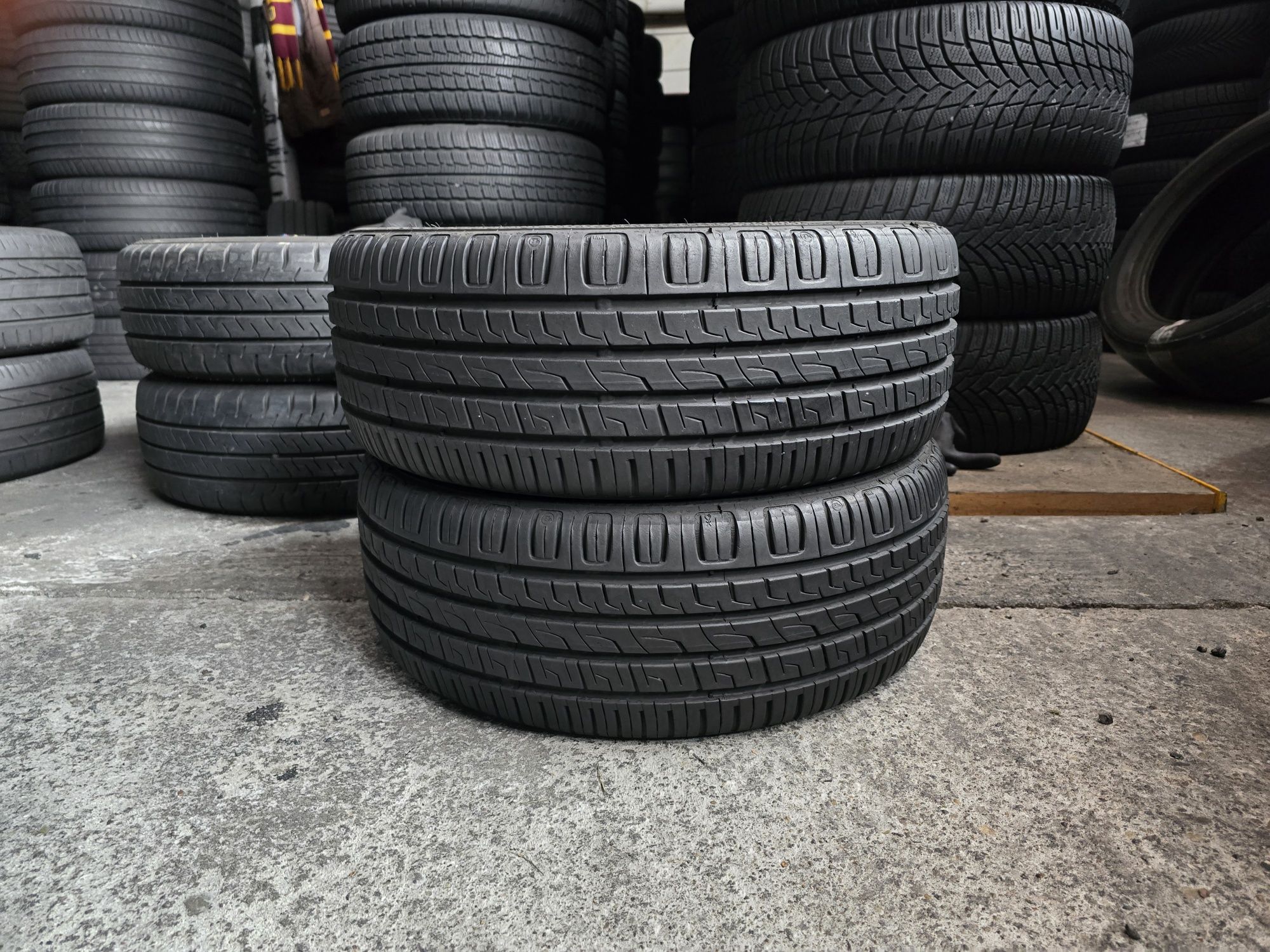 Barum 195/45 R16 84V vară