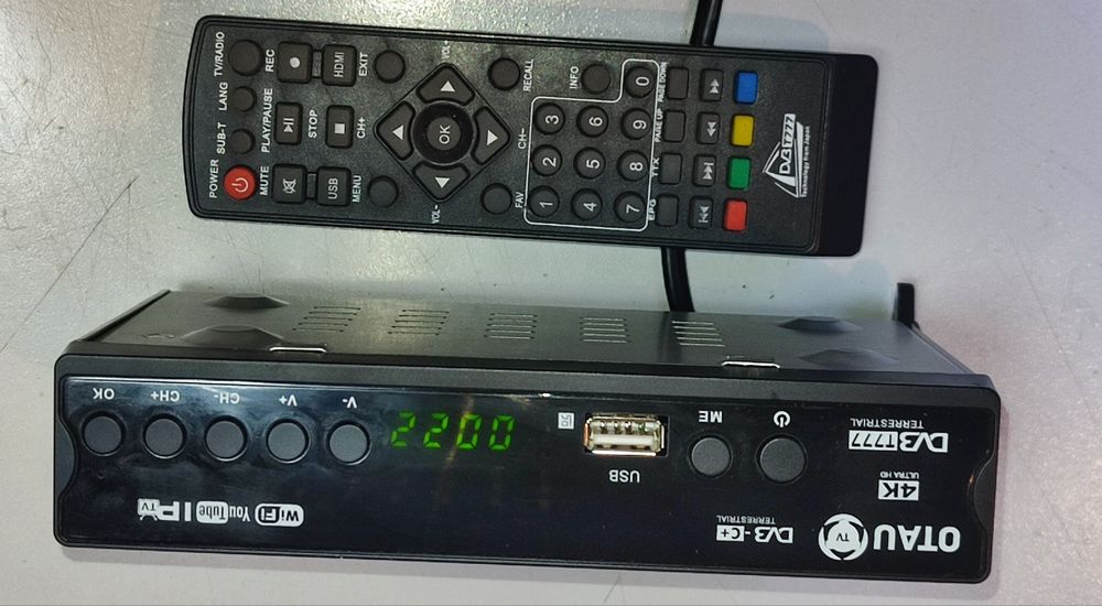 Тюнер Отау TV DV3T777