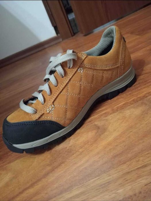 Pantofi Stucco din piele