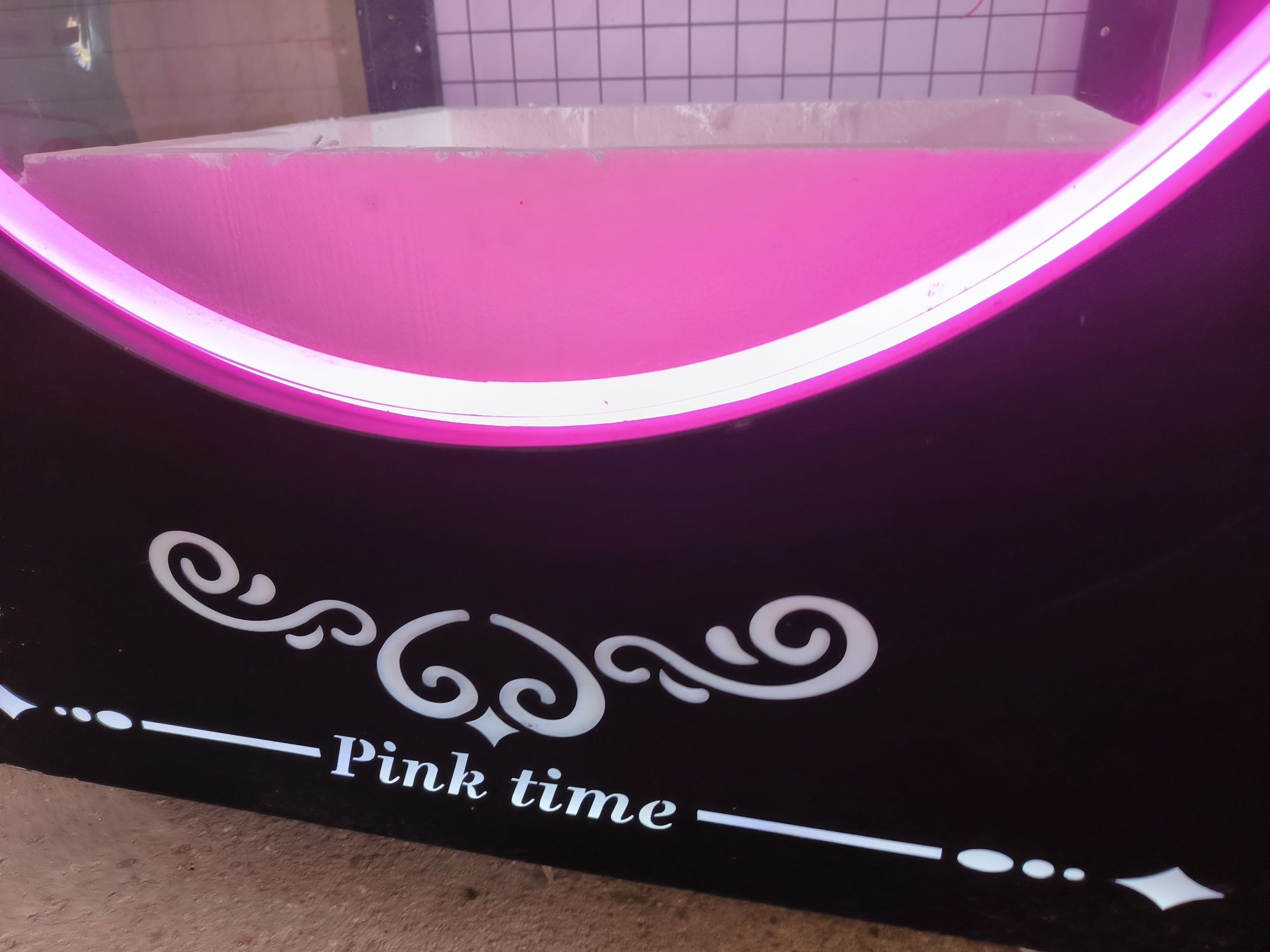 Pink date машина за големи играчки
