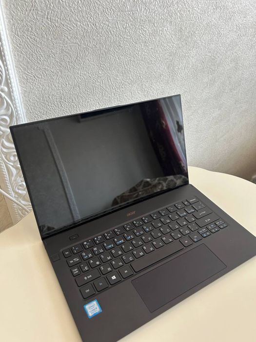 Продам acer swift 7 самый тонкий и легкий ультрабук