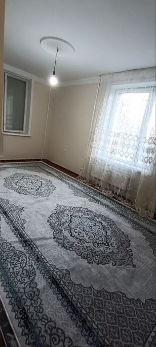 Сотилади Чилонзор 15 квартал 1 хонали 42 кв