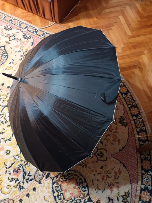 Umbrela 16 spițe  baston 95 cm 25lei