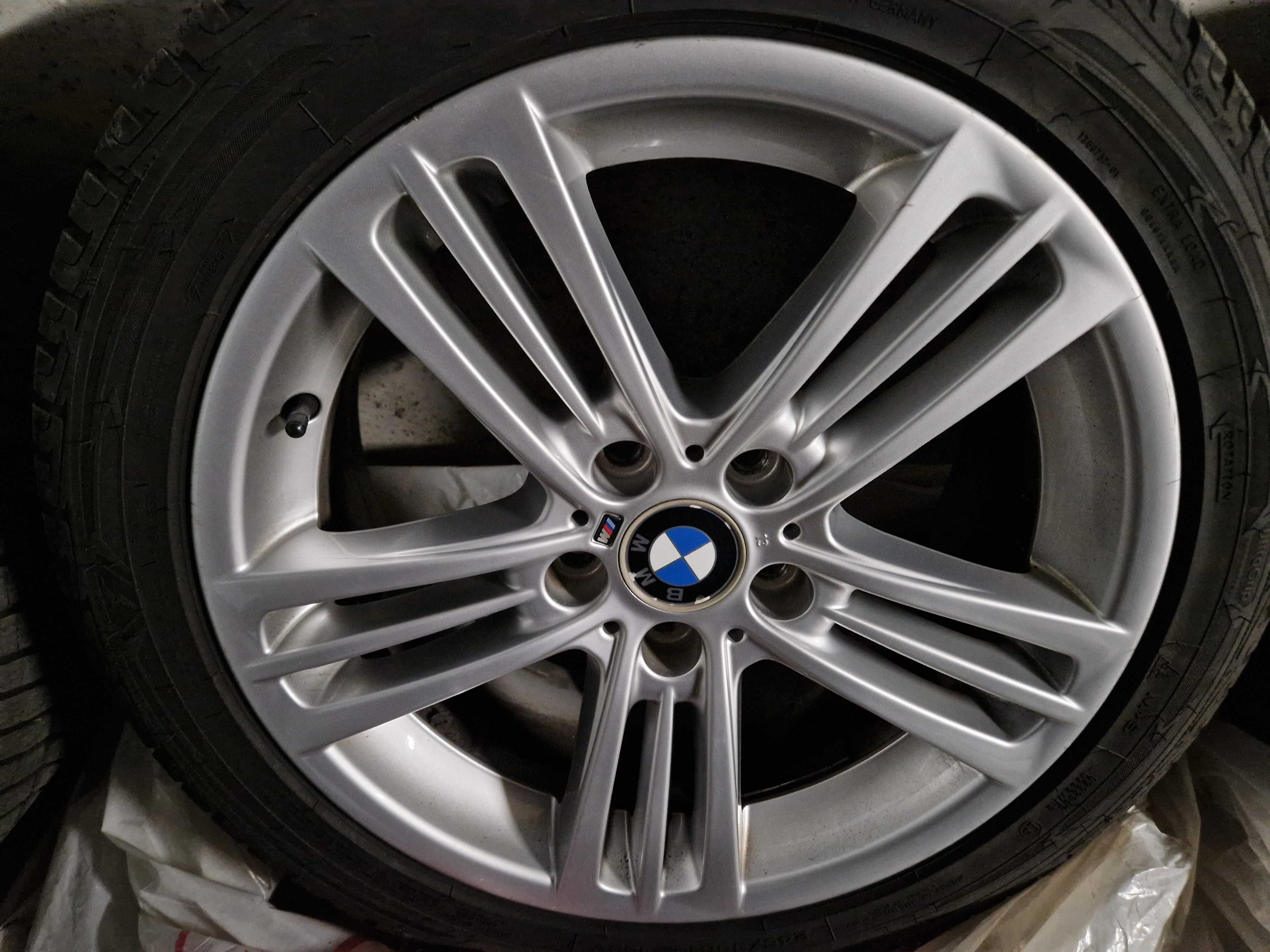 18''Оригинални джанти BMW със зимни гуми Goodyear UltraGrip 245/45/18