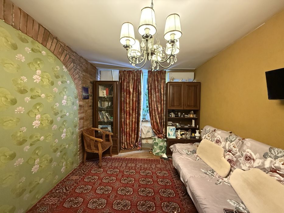 Яшнабад/ Метро Дустлик 1 комн/4/4