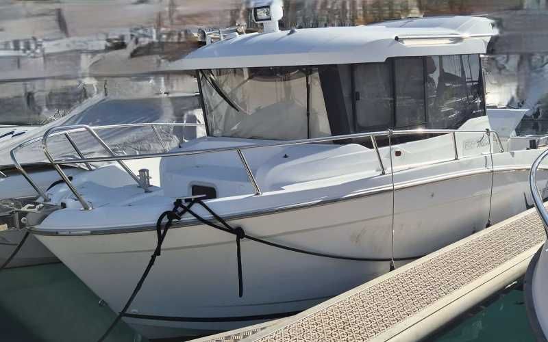 JEANNEAU merry fisher 690 marlin