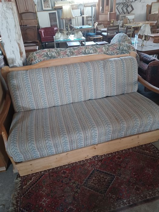 Canapea extensibila lemn