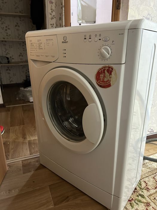 Стиральная машина indesit