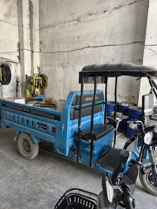 Elektro skuter sotiladi