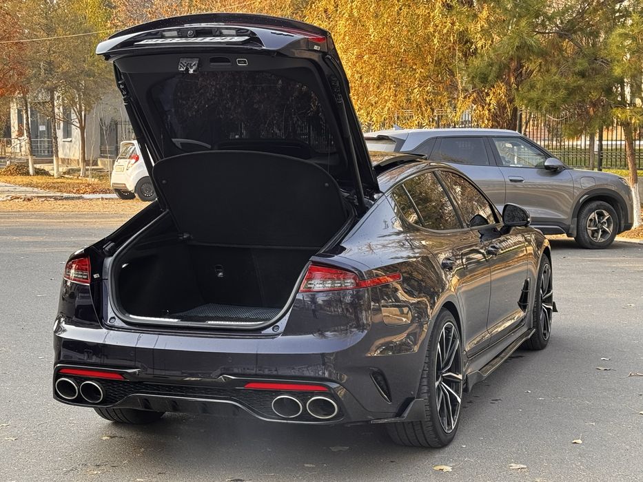 KIA Stinger 3.3 Twin turbo