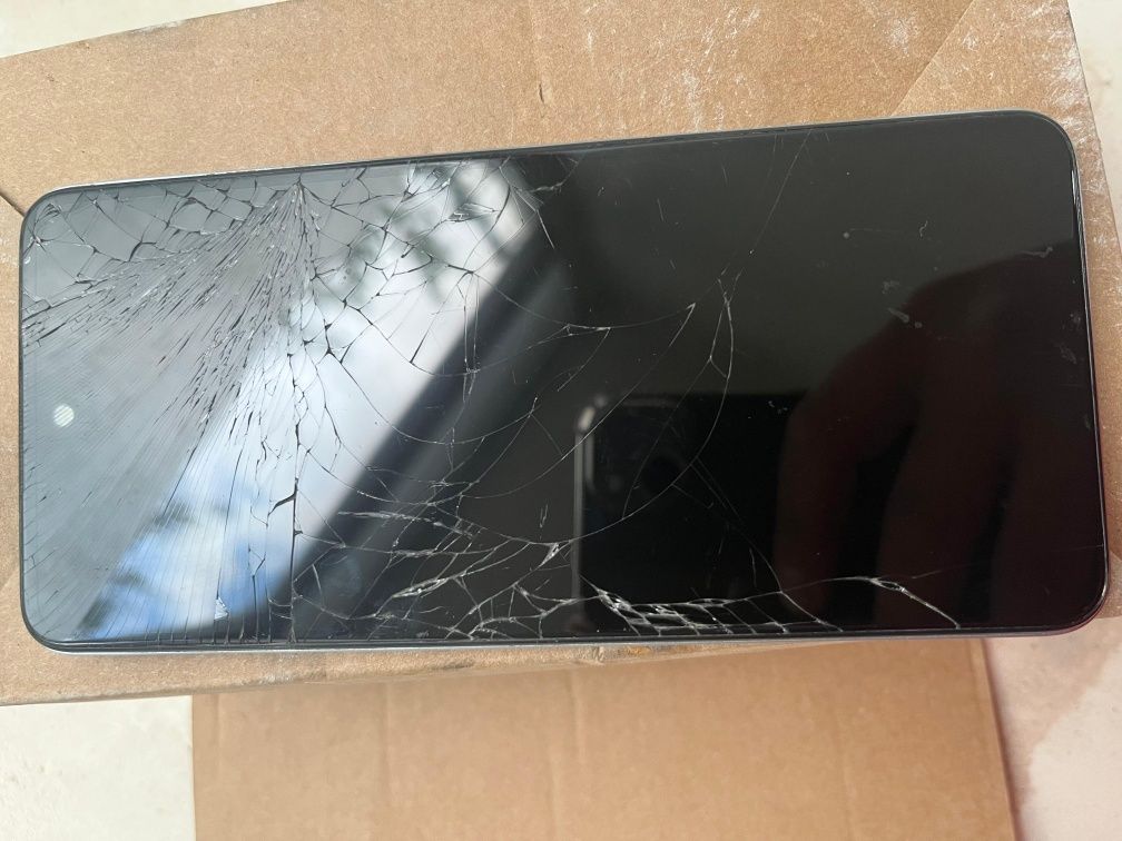 Infinix smart 8 продам