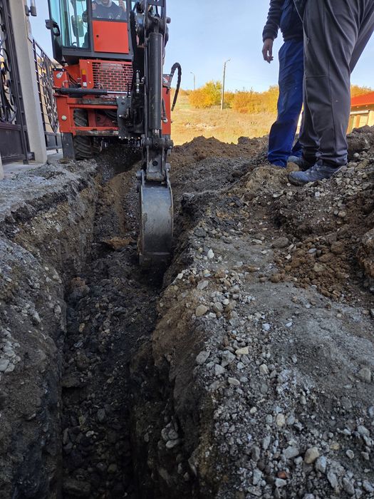 Firmă de: transport, debarasări, mutări, curățenie.