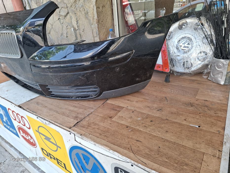 Оригинална предна броня Volvo V50