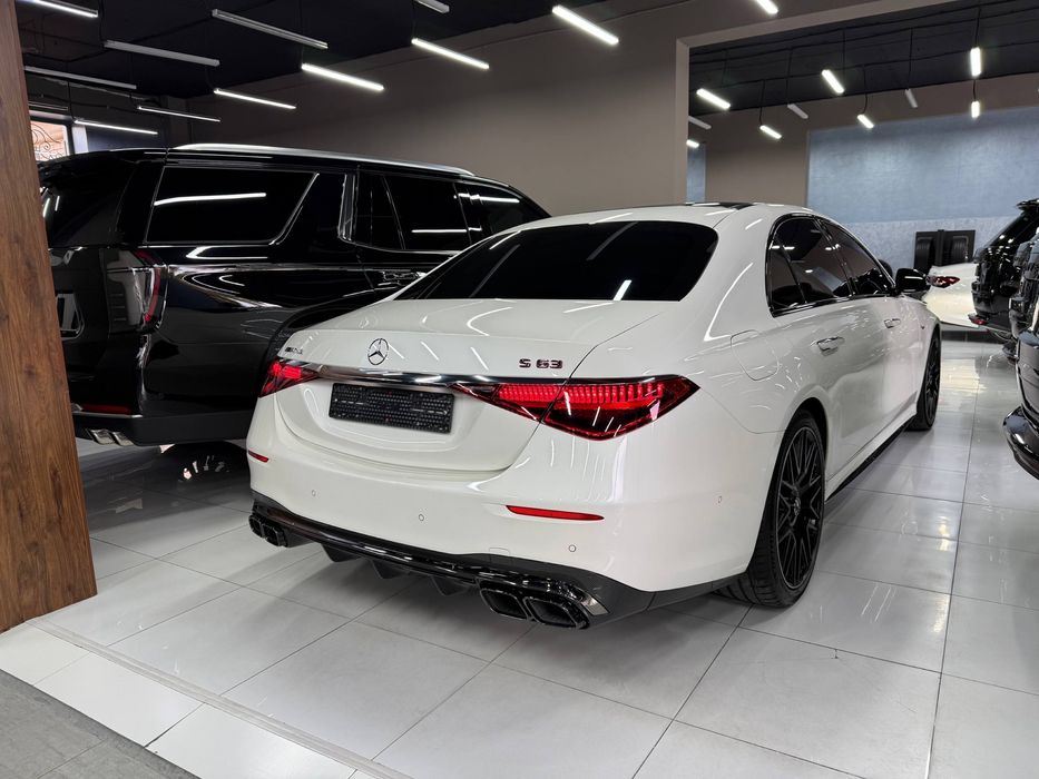 Mercedes AMG S 63 4Matic