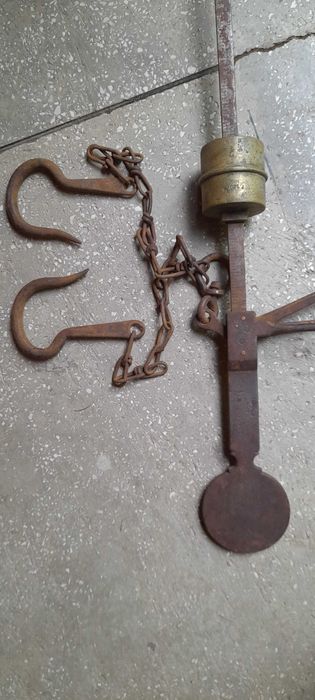 Vechi cântar macelaresc 120 kg pansonat E. Constantinescu Galați