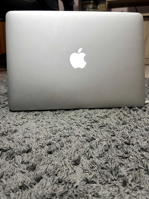 Vand MacBook Air 2017 13"