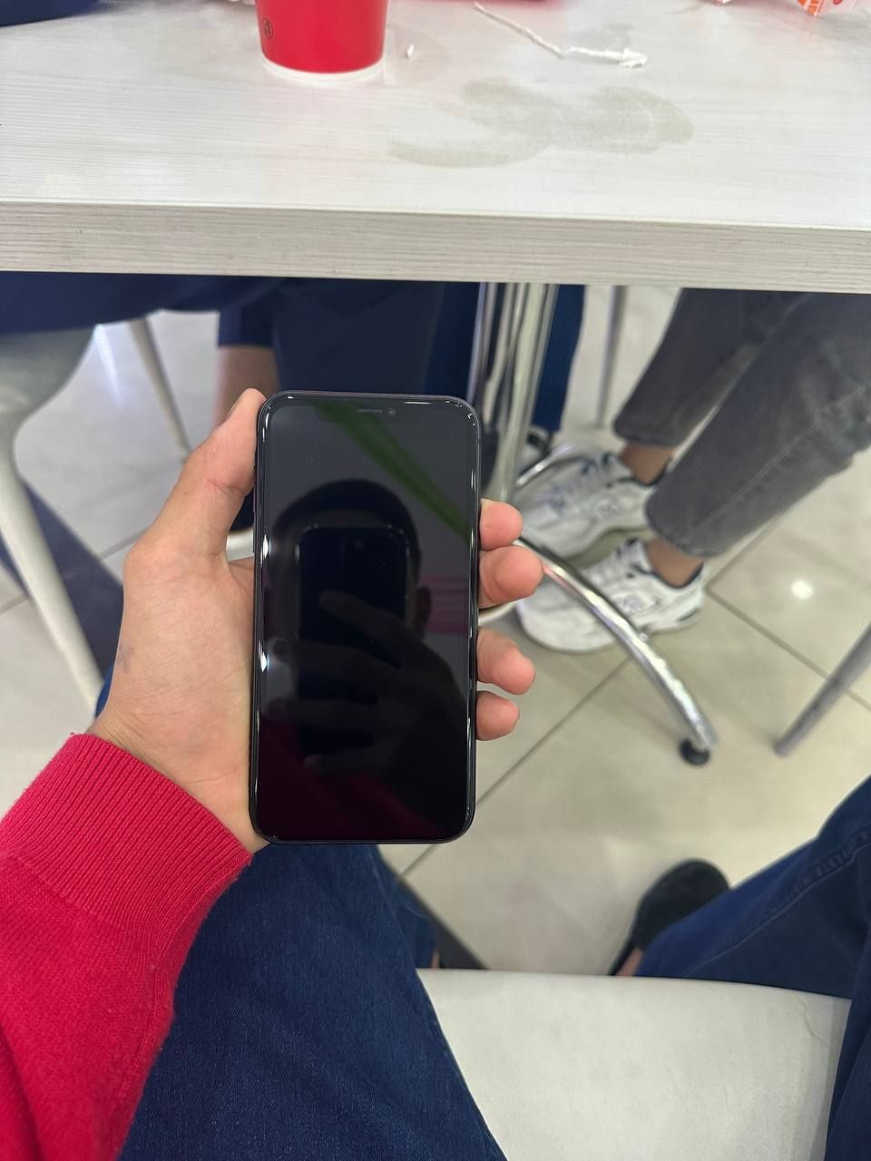 Срочно продается iPhone 11