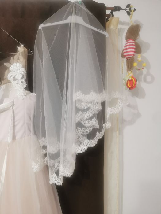 Vând Rochie Mireasă