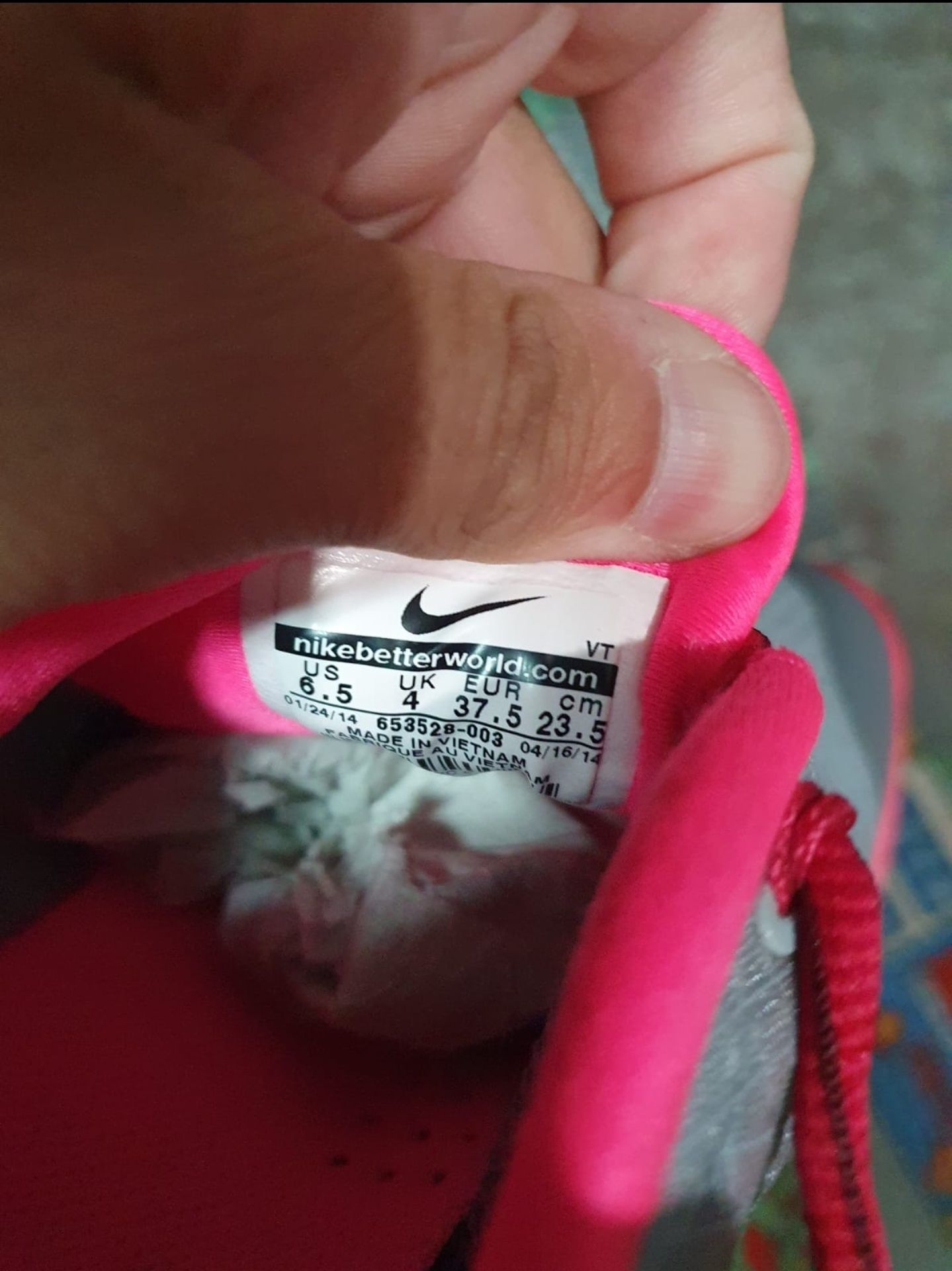 Nike LunarLon Pink Woman noi pret 300 lei