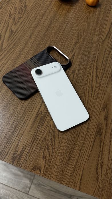 Iphone 17 Air в идеальном состояний