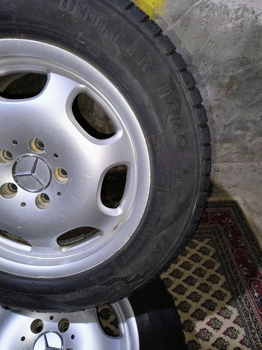 Зимни гуми с алуминиеви джанти оригинални за mercedes s класа и други.