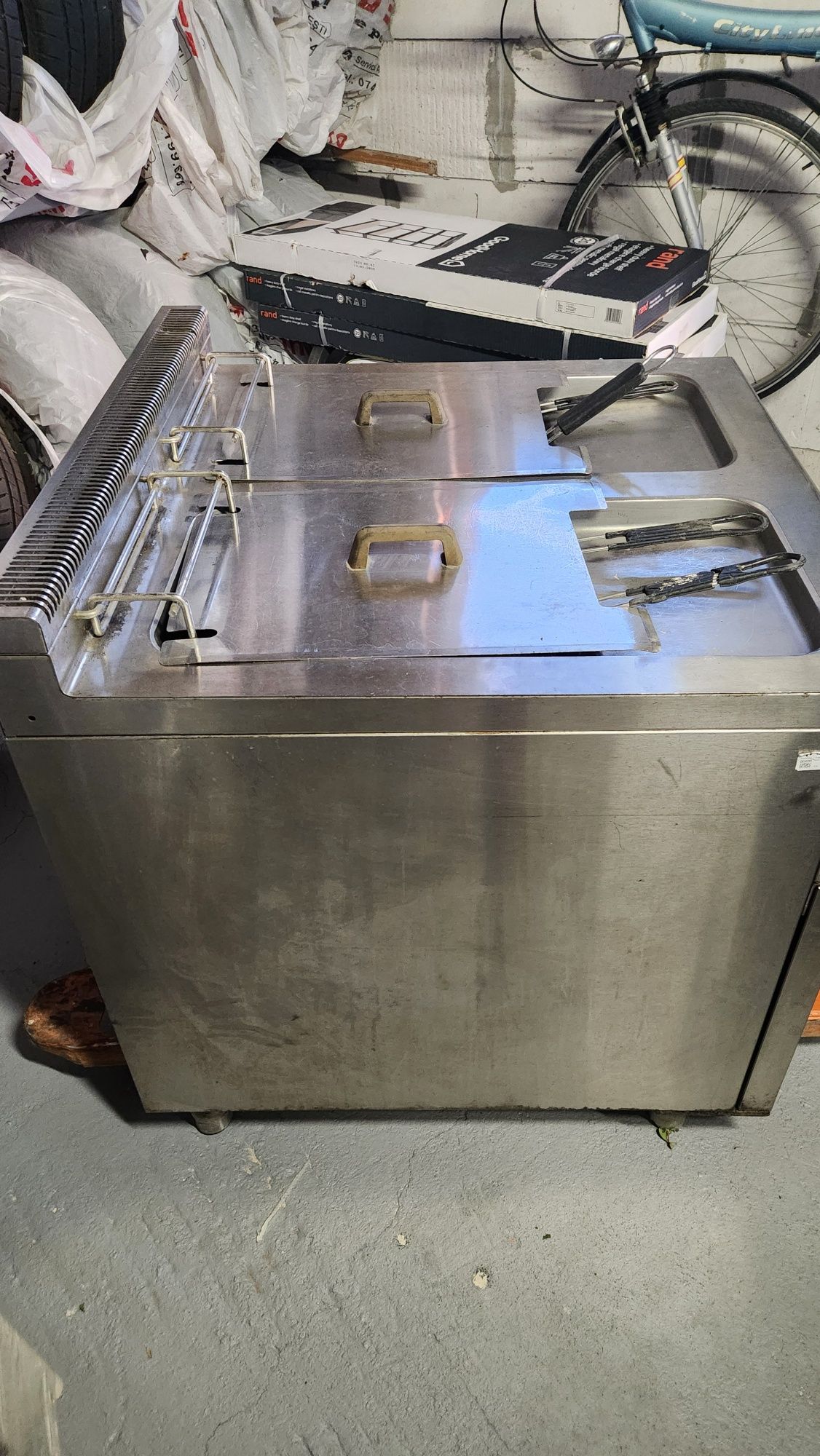 Vand friteuza electrica