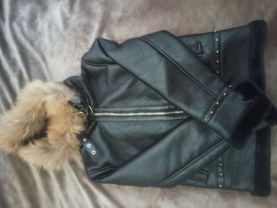 Куртка кожаная женская!