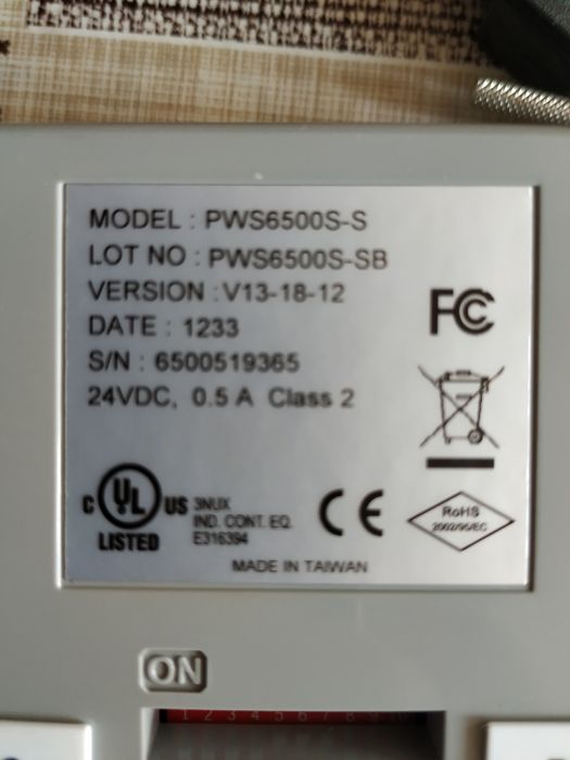 Hitech монитор панел с тъч скрийн