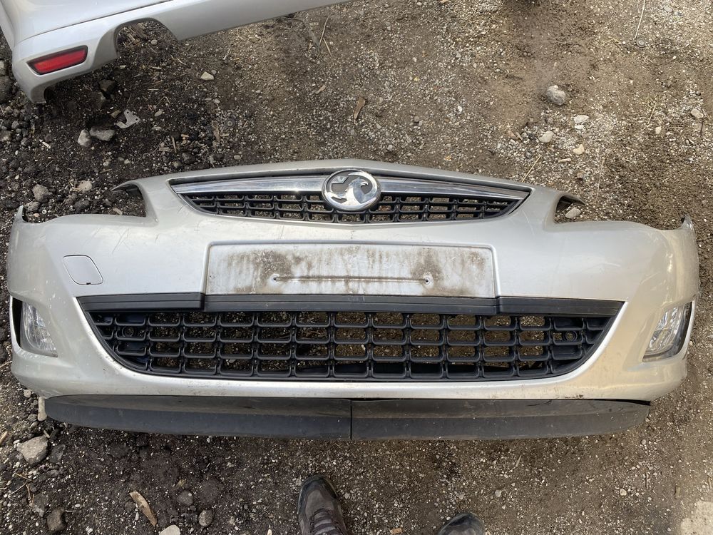 Bara fata Opel Astra j nonfacelift , cu defect