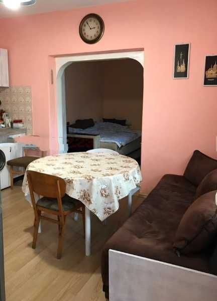 Продава се Къща в Пловдив, Център - 410 кв.м за 1293 €/кв.м - Снимка #2