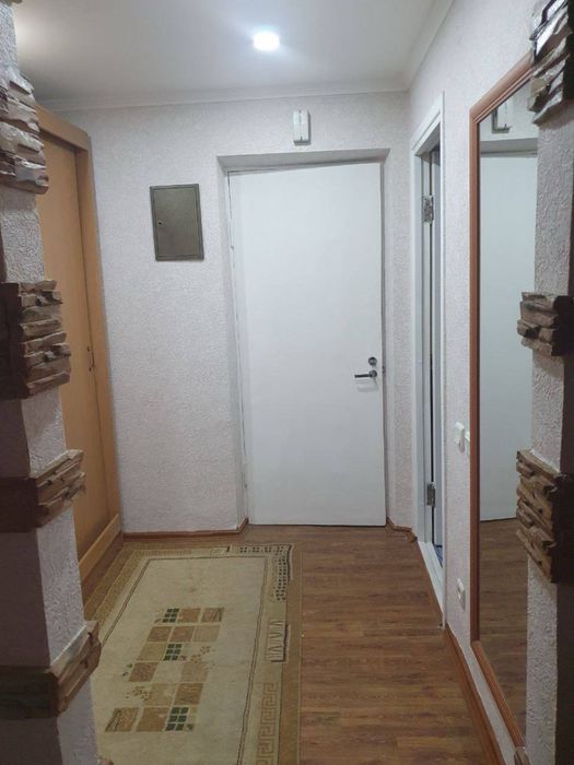 Чиланзар 5 3/3/4 кирп дом балкон 2/6 66м2 с меб техника