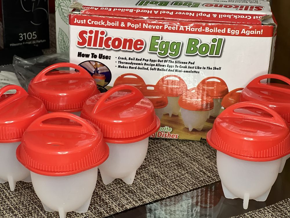 Silicone egg boil