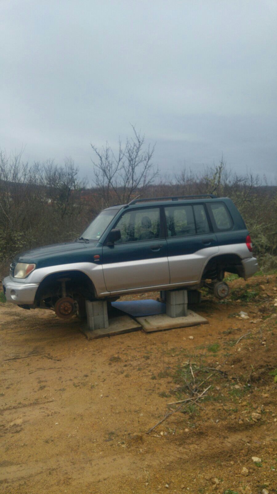 Mitsubishi Pajero Pinon 1.8