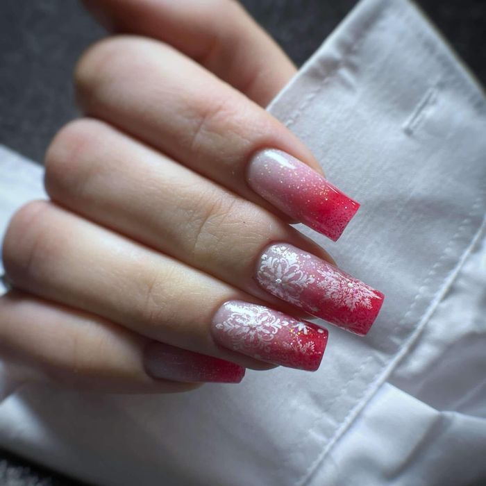 Unghii cu gel sau semi