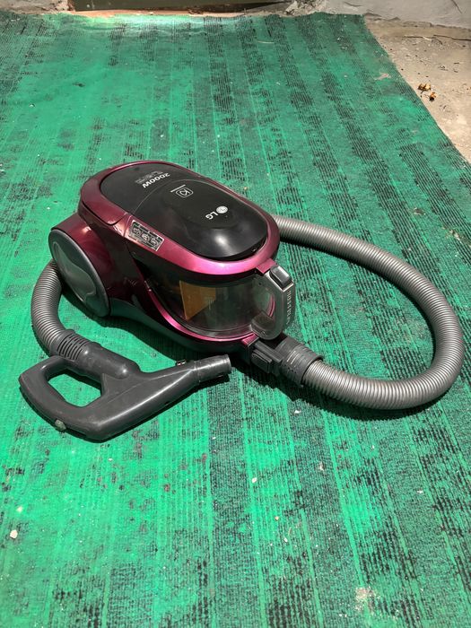 Пылесос сатылады