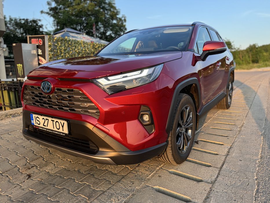 Toyota Rav 4 Luxury 2024