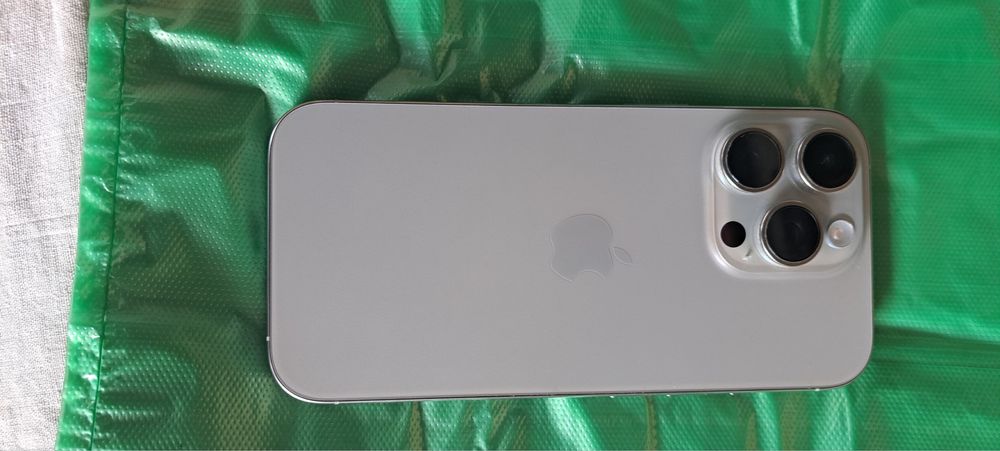 IPhone 16 pro 256