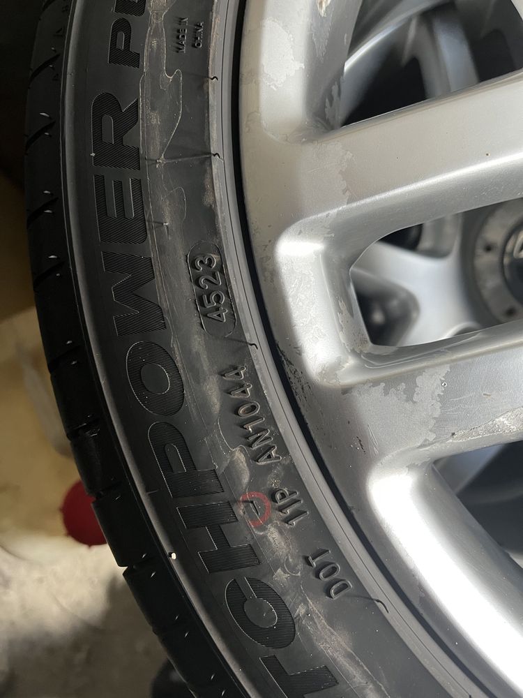 255/40R19 летни гуми