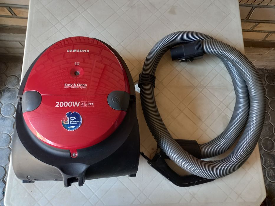 Продаётся пылесос Samsung б/у